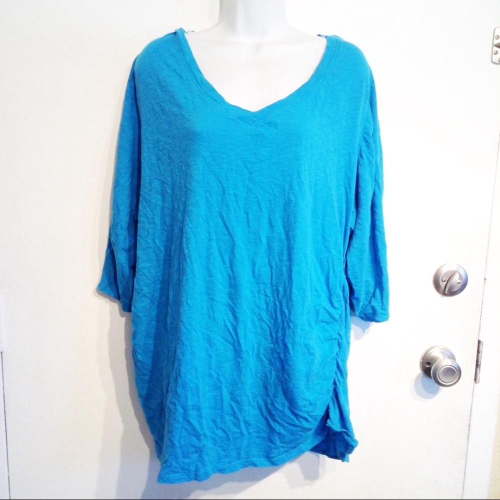 🌟5 for $25🌟 Plus Size Blue Ruched Side Tee